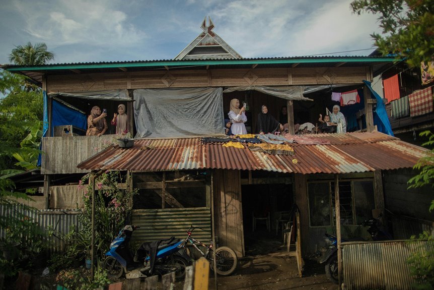 creative family group names